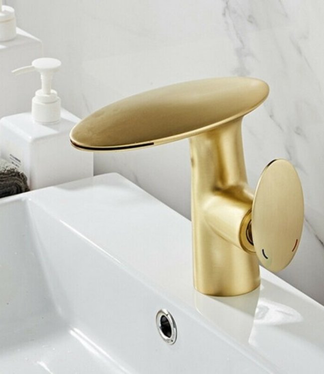 Rene Houtman Mat Gouden Waterval Kraan