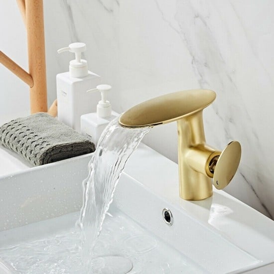 Rene Houtman Mat Gouden Waterval Kraan