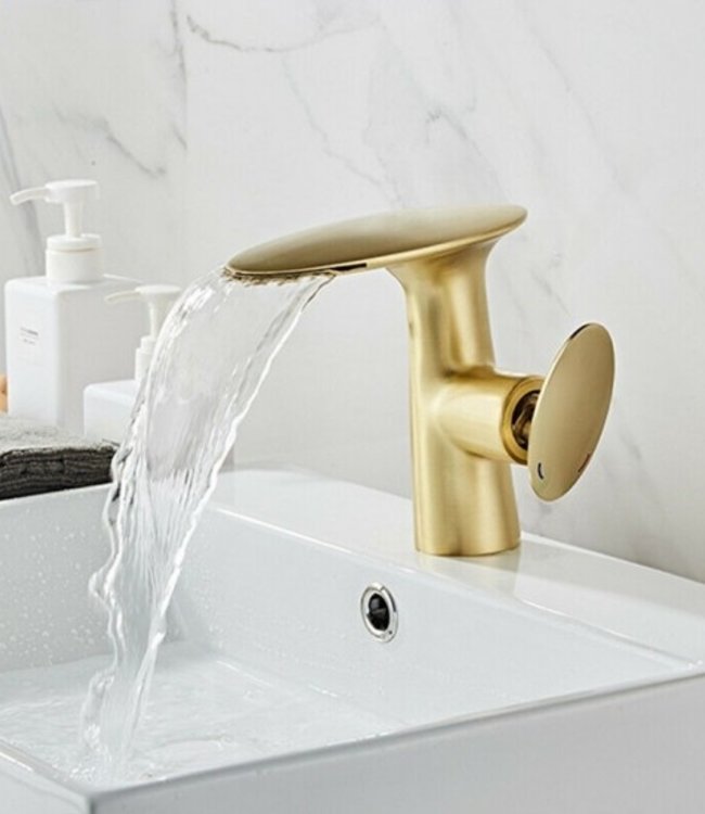 Rene Houtman Mat Gouden Waterval Kraan