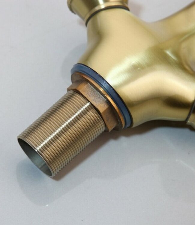 Rene Houtman Gebogen Mat Gouden Kraan