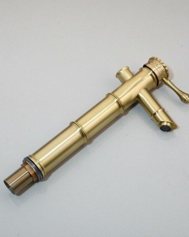Rene Houtman Mat Gouden Badkamer Kraan
