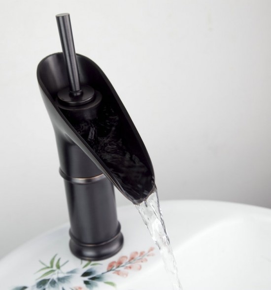 Rene Houtman Nostalgische Olie Bronzen Waterval Wastafelkraan
