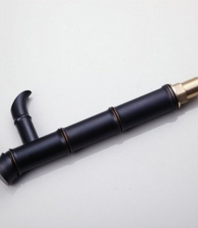 Rene Houtman Olie Bronzen Bamboe Kraan