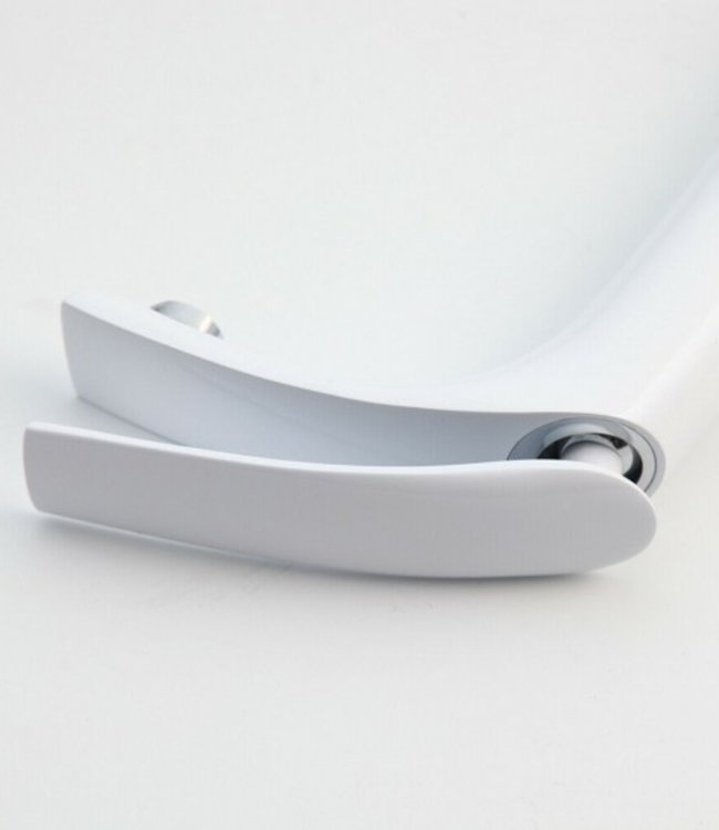 Rene Houtman Stijlvolle Witte Mengkraan