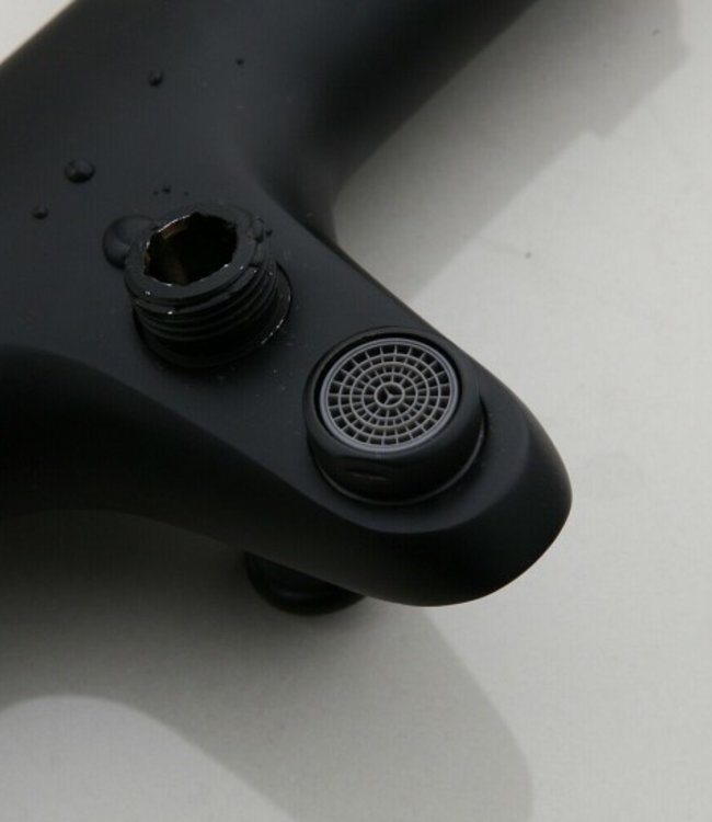 Rene Houtman Zwarte Thermostatische Badkraan