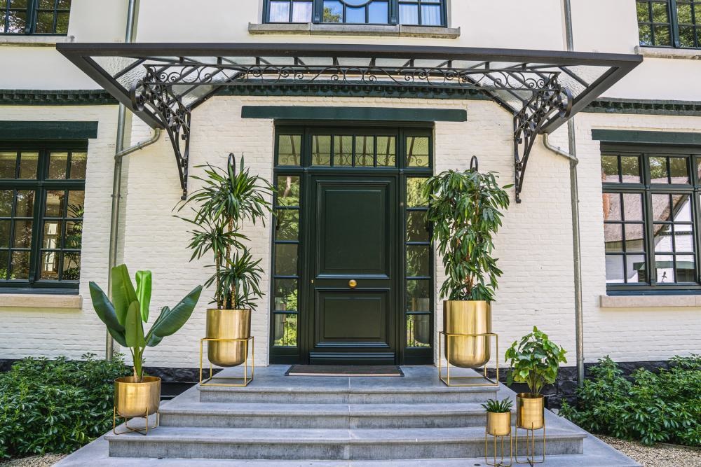 Bazar Bizar Gouden Messing Plantenpot op Standaard - M