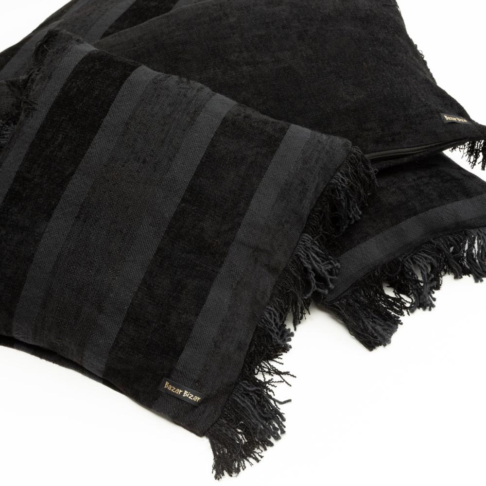 Bazar Bizar The Oh My Gee Kussenhoes - Zwart Velvet - 30x50