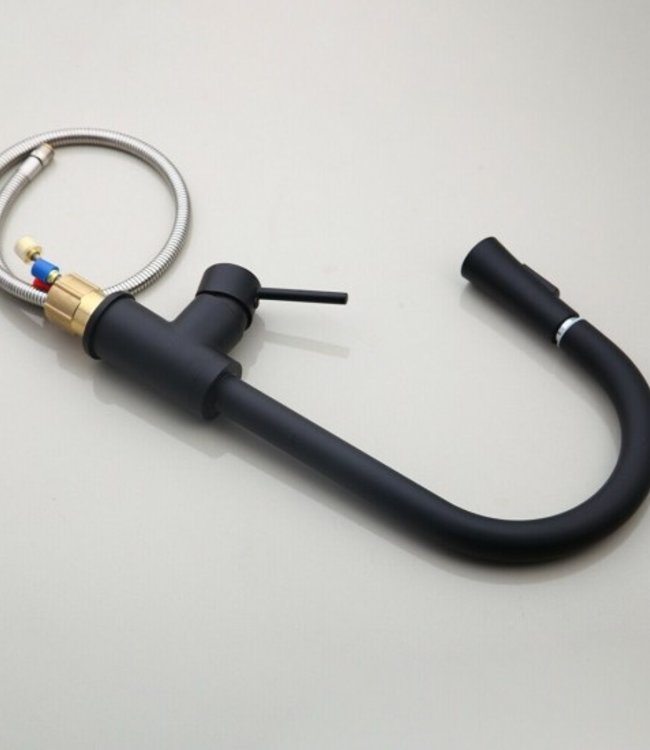 Rene Houtman Zwarte Keukenkraan