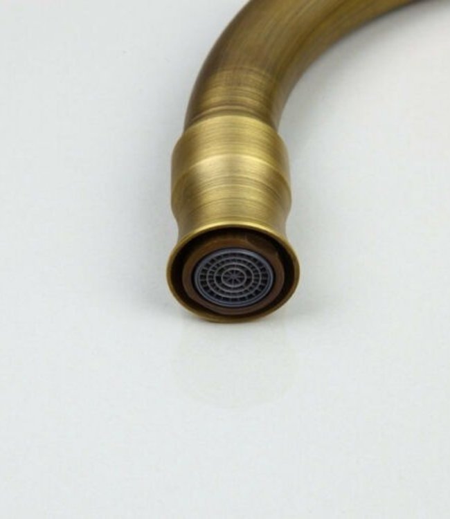 Rene Houtman Nostalgische Bronzen Keukenkraan