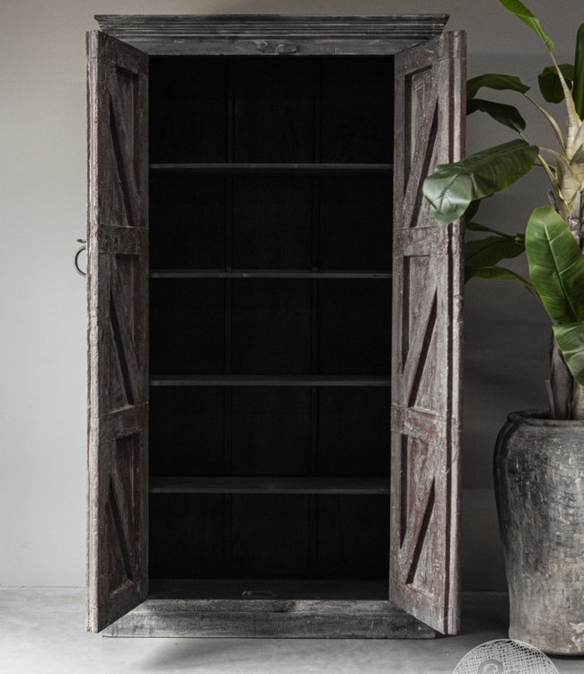 Be-Uniq Oude Verweerde Kast | India | H217 x B113 x D46