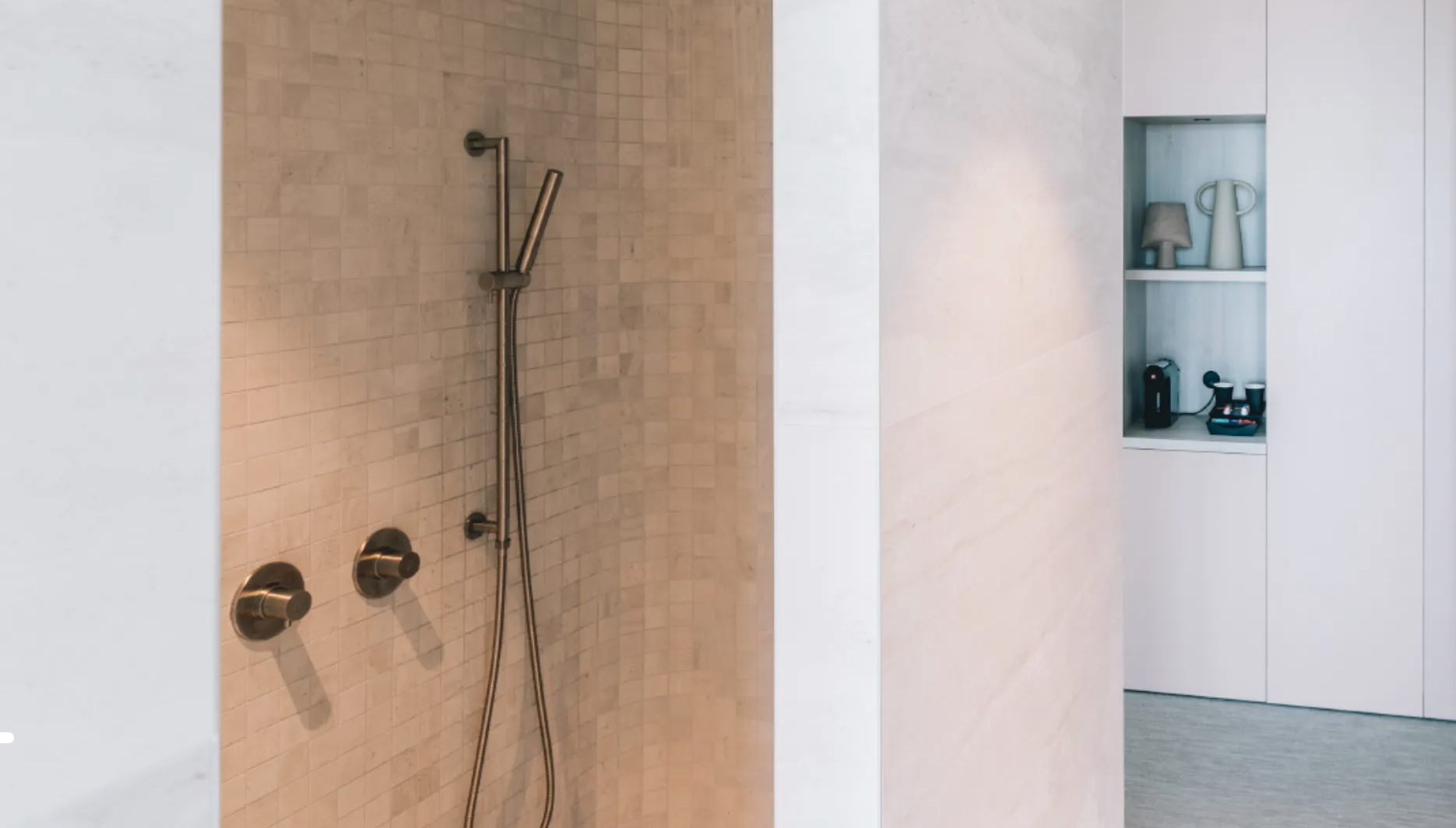 JEE-O Slimline Wand Handdouche met Glijstang | Meerdere kleuren