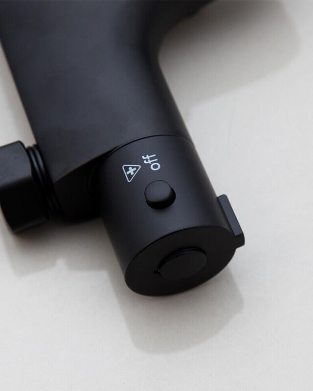Rene Houtman Thermostatische Badkraan met Glijstang en Handdouche | Zwart