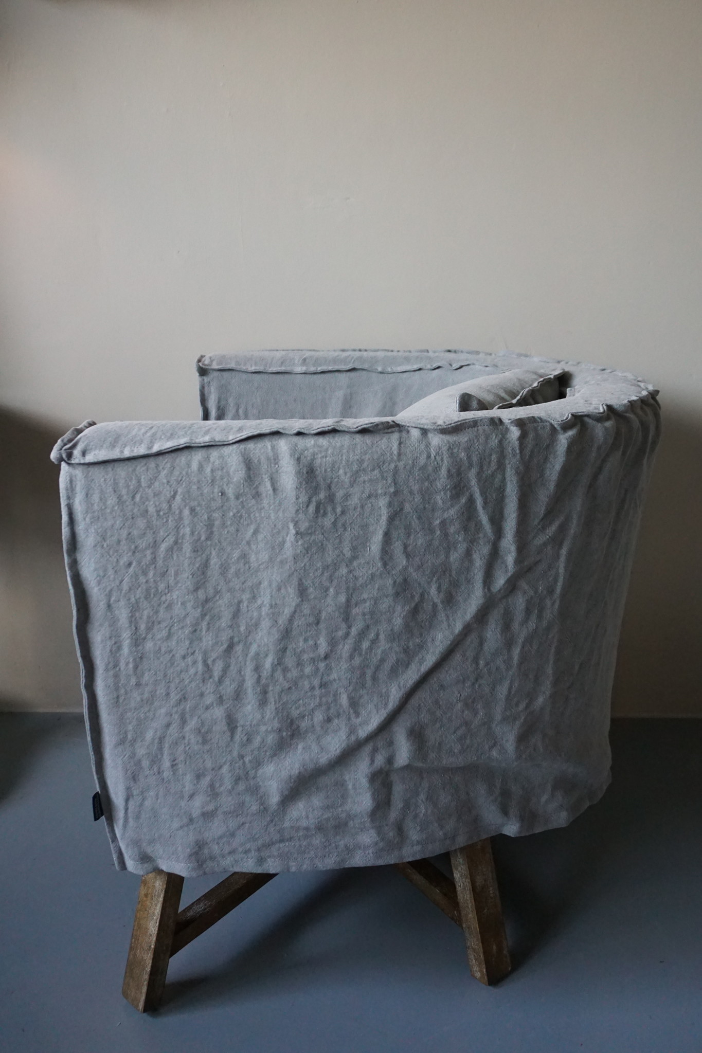 Aura Peeperkorn Fauteuil Dirk + Kussen Grijs Aura Peeperkorn