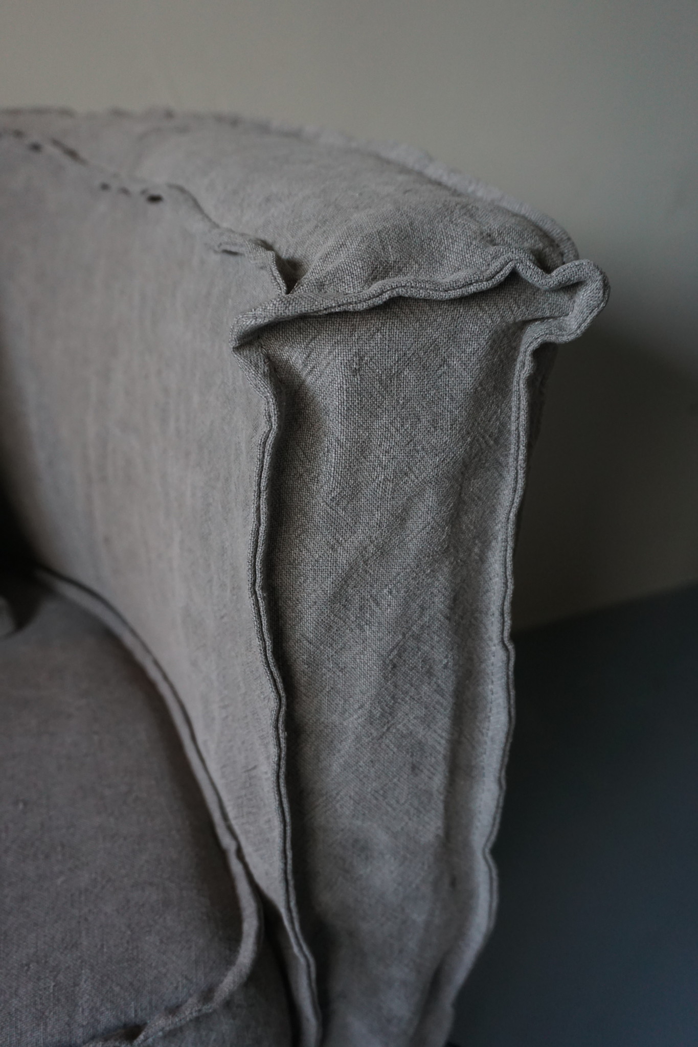 Aura Peeperkorn Fauteuil Dirk + Kussen Taupe Aura Peeperkorn