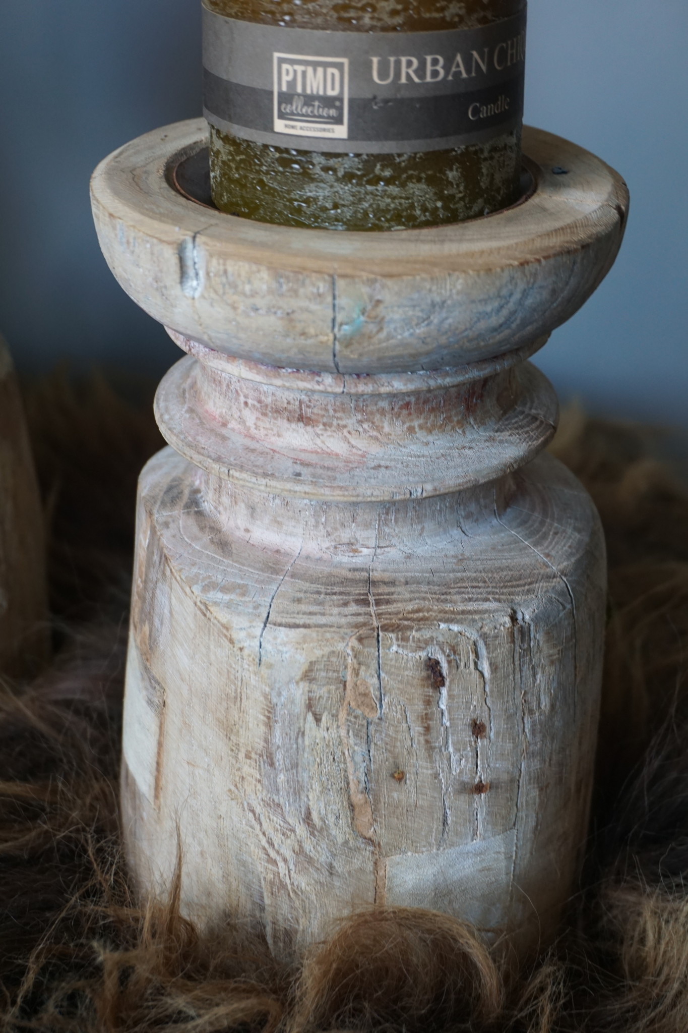 Aura Peeperkorn Kaarshouder Oud Hout - M & L -