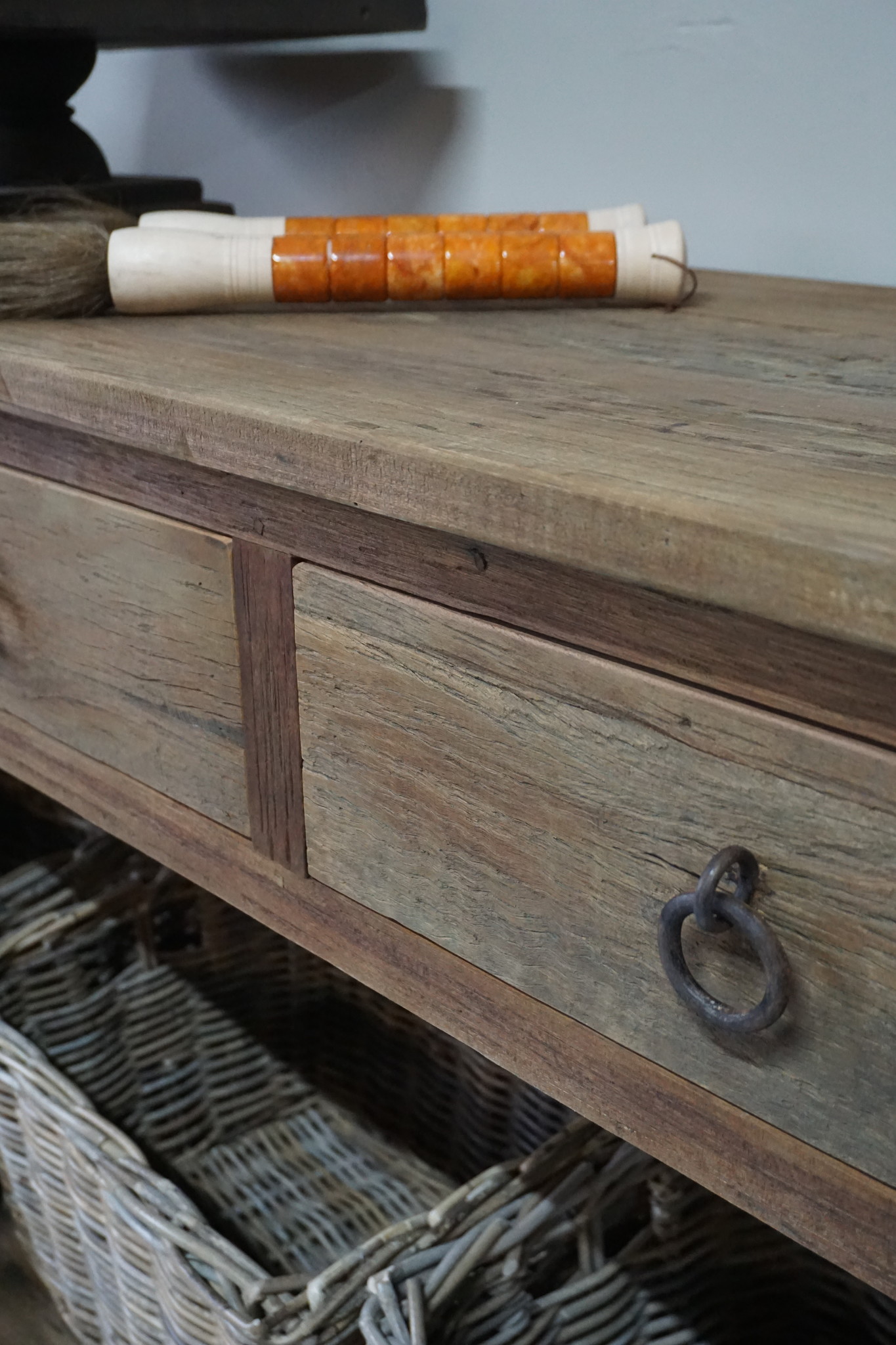 Rene Houtman Dressoir Oud Hout L220 x D45 x H90 cm 4 lade