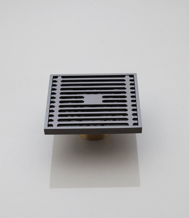 Rene Houtman Doucheput met Rooster | Gun Metal