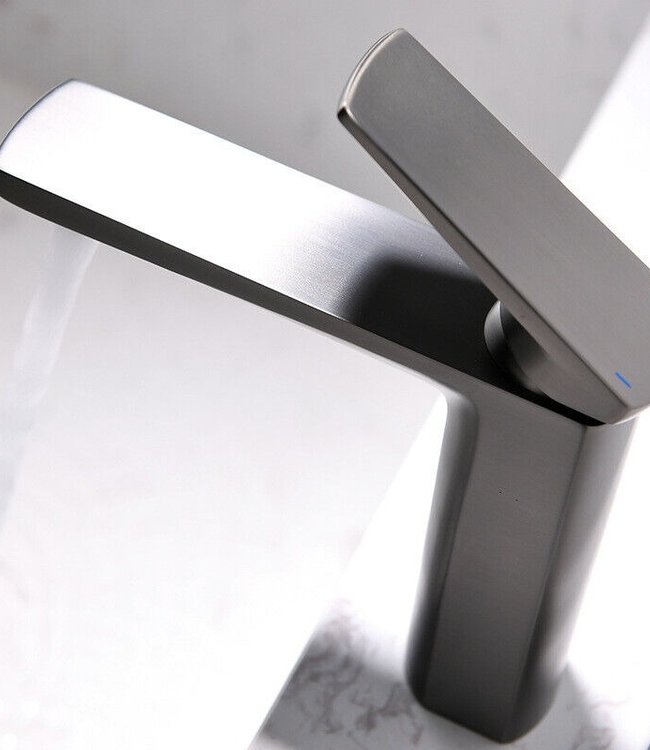 Rene Houtman Elegante Mengkraan | Gun Metal