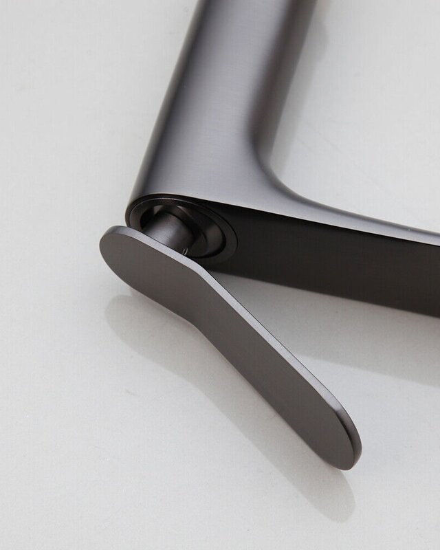 Rene Houtman Wastafelkraan | Gun Metal | Mengkraan | H16,5 cm