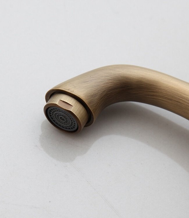 Rene Houtman Nostalgische Bronskleurige Wastafelkraan