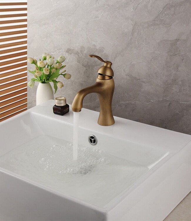 Rene Houtman Nostalgische Bronskleurige Wastafelkraan