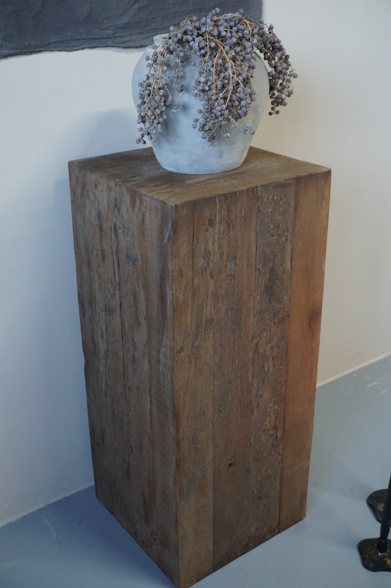Rene Houtman Houten Zuil | Grey H80xB35xD35
