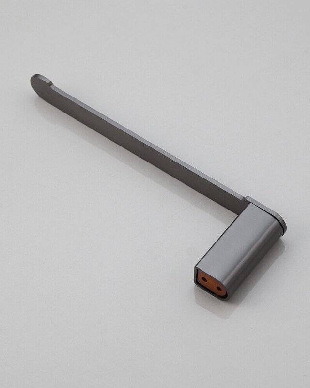 Rene Houtman Handdoekhaak | Gun Metal