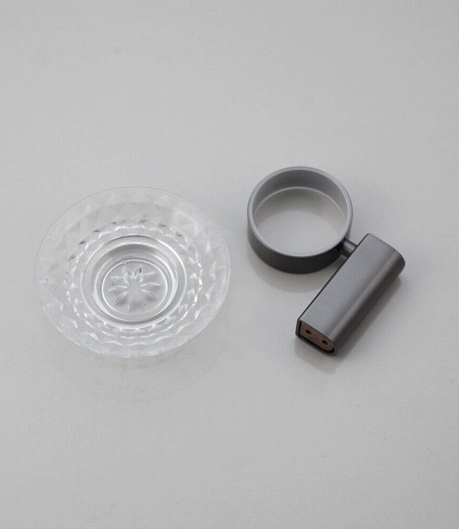 Rene Houtman Zeepbakje met Glazen Schoteltje | Muurbevestiging | Gun Metal