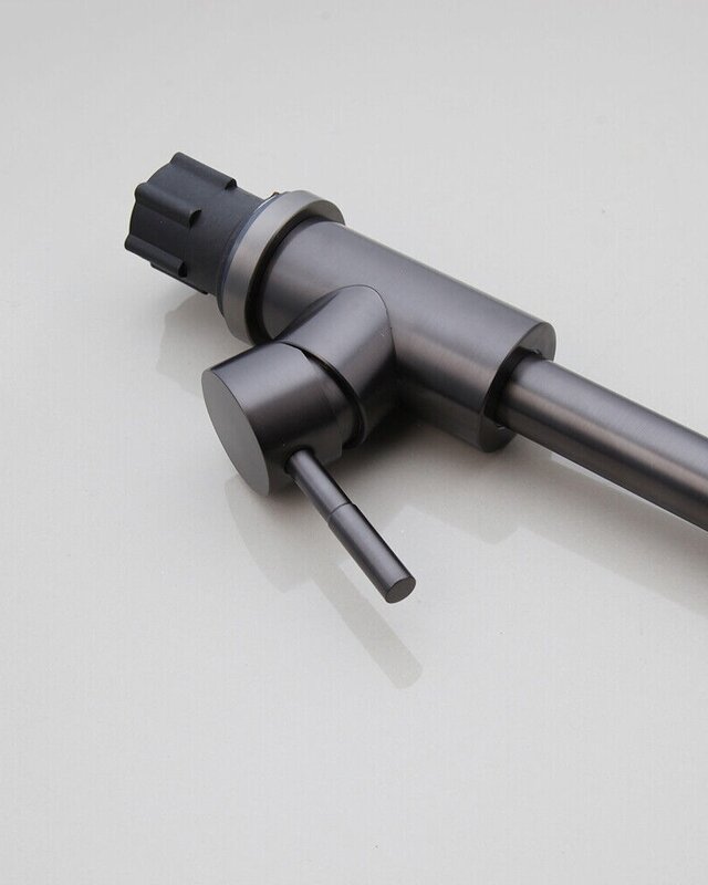 Rene Houtman Draaibare Keukenkraan | Gun Metal