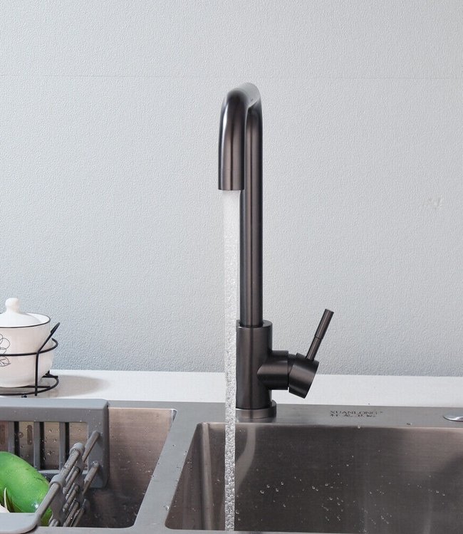 Rene Houtman Draaibare Keukenkraan | Gun Metal