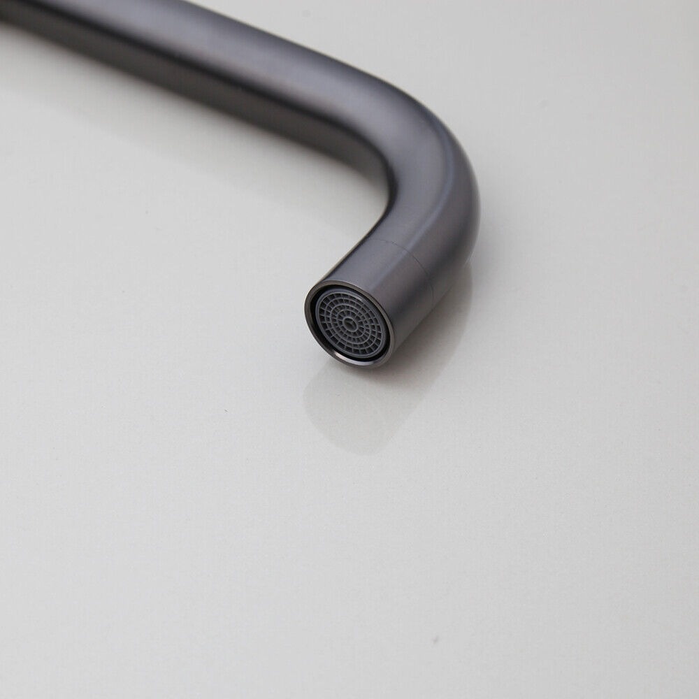 Rene Houtman Draaibare Keukenkraan | Gun Metal