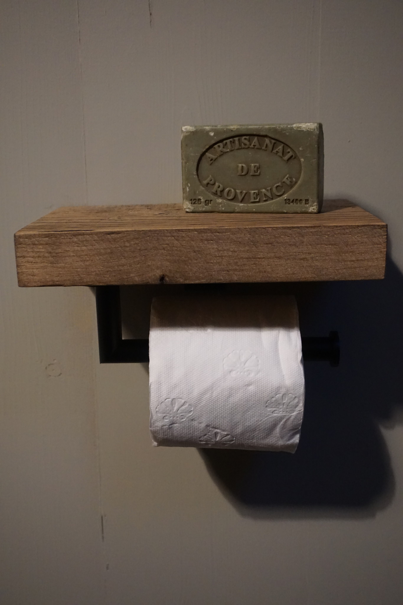 Rene Houtman Toiletrolhouder | Oud Eikenhout Geschaafd| B20 x D13 Cm