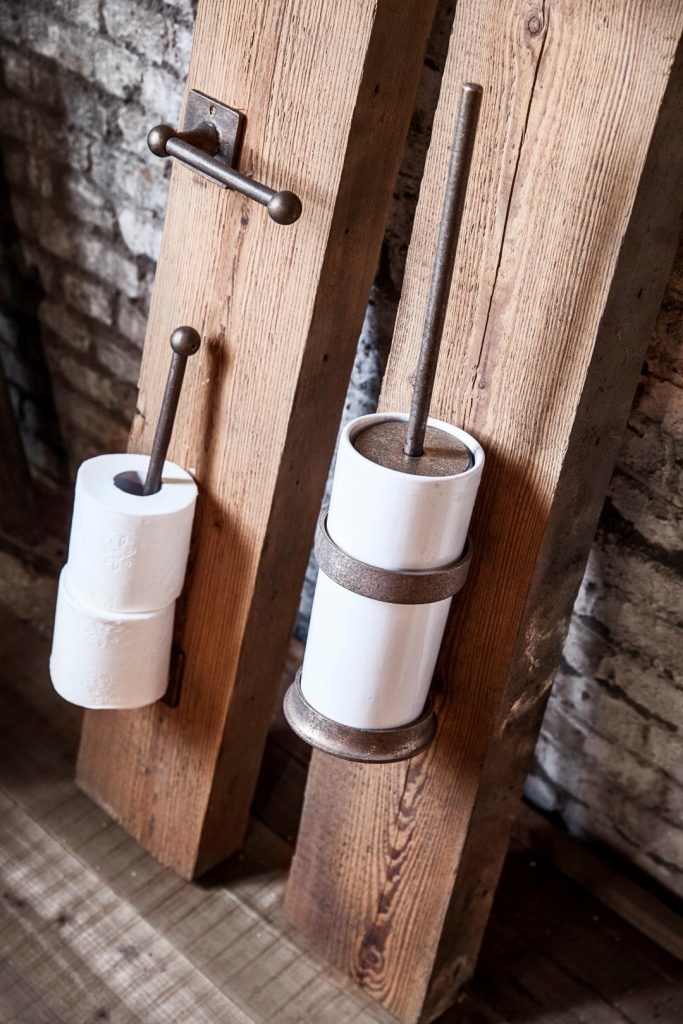 Dauby STUK TOILETBORSTELHOUDER “WHITE POT” RUW BRONS (RB)