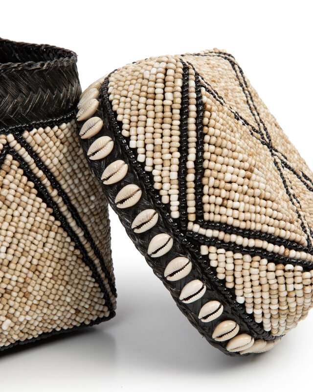 Bazar Bizar Beaded Jagged Baskets - S