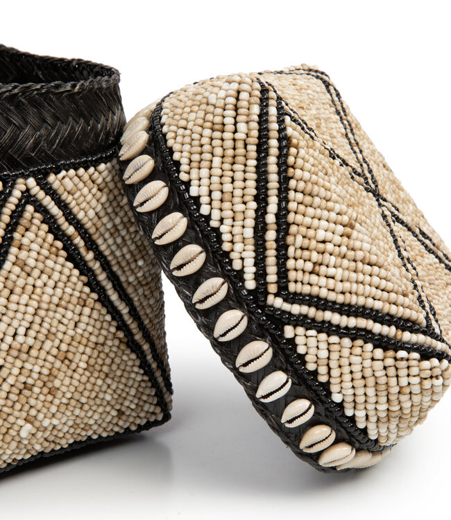 Bazar Bizar Beaded Jagged Baskets - S