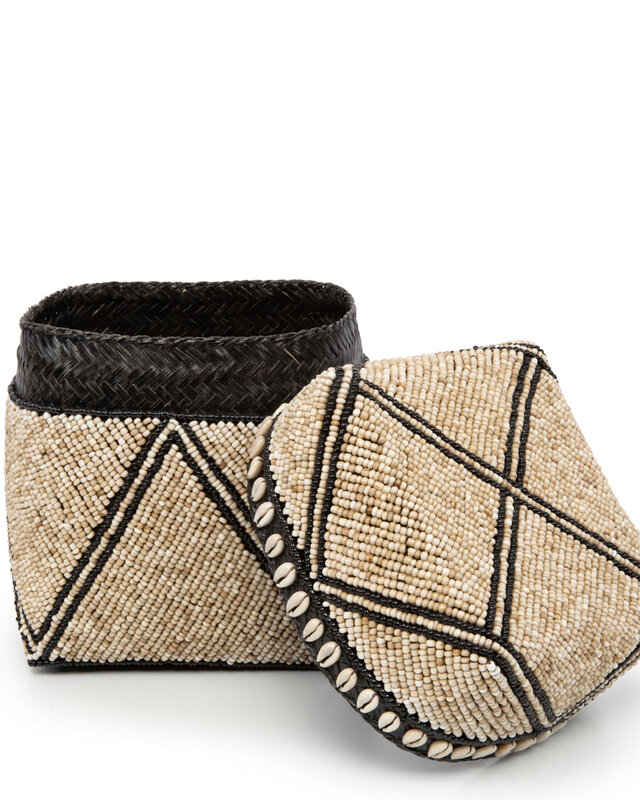Bazar Bizar Beaded Jagged Baskets - M
