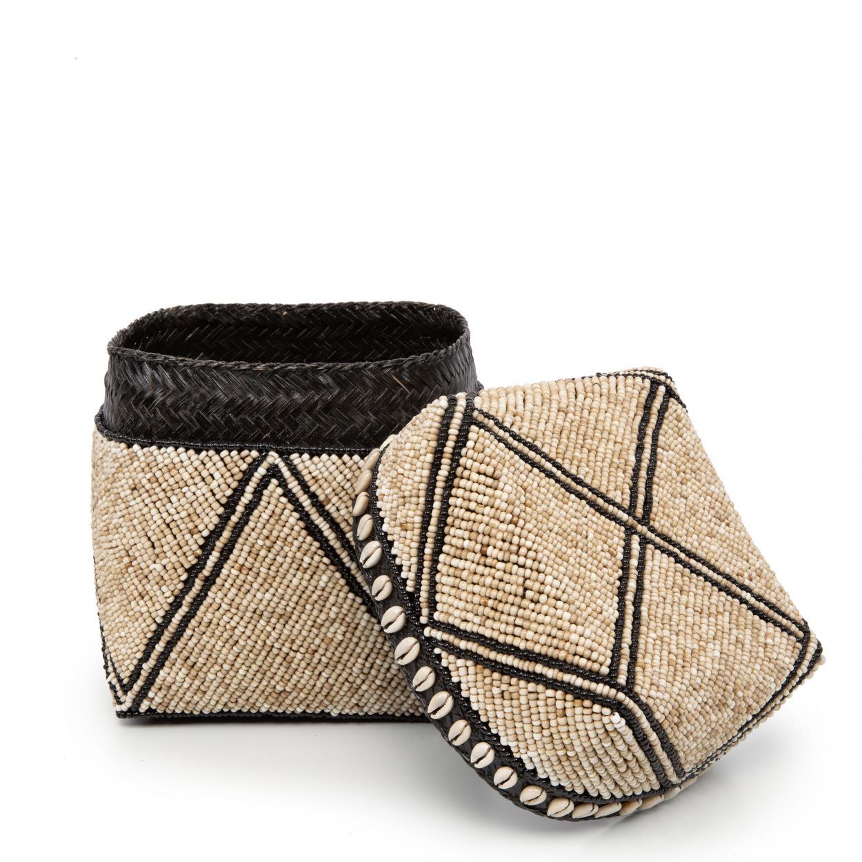 Bazar Bizar Beaded Jagged Baskets - M