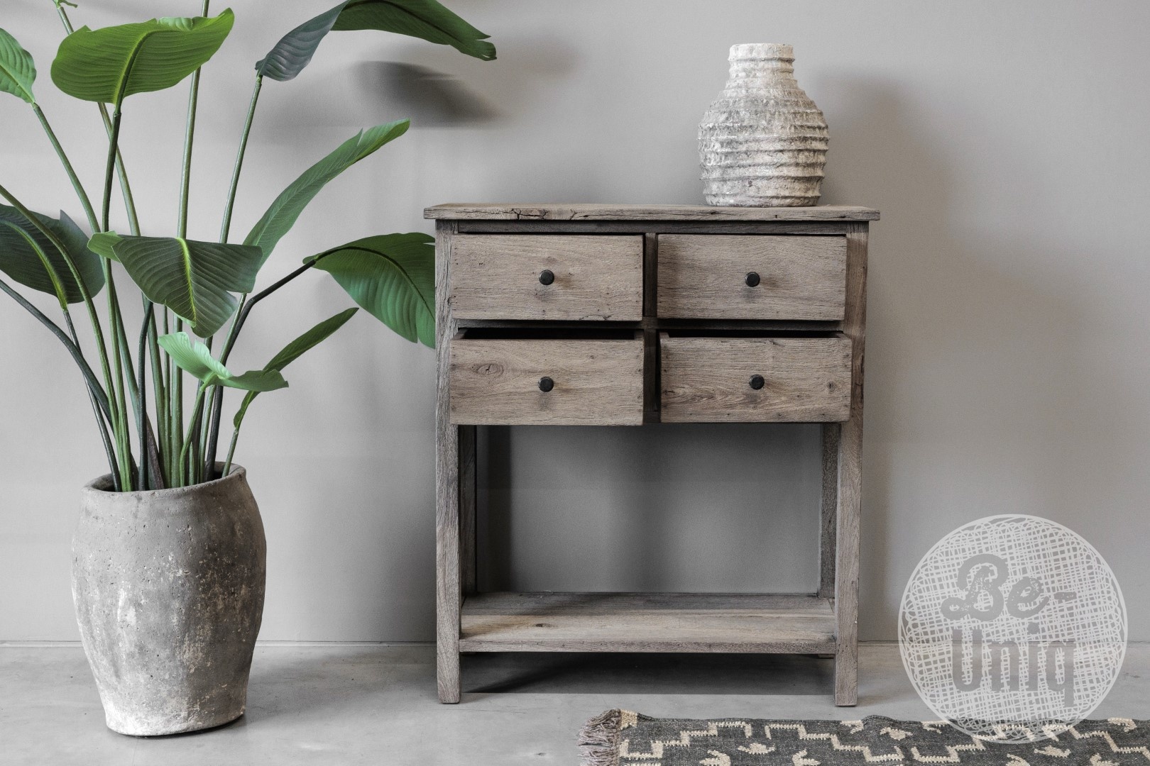 Be-Uniq Sidetable Pacha - H90 x B80 x D35