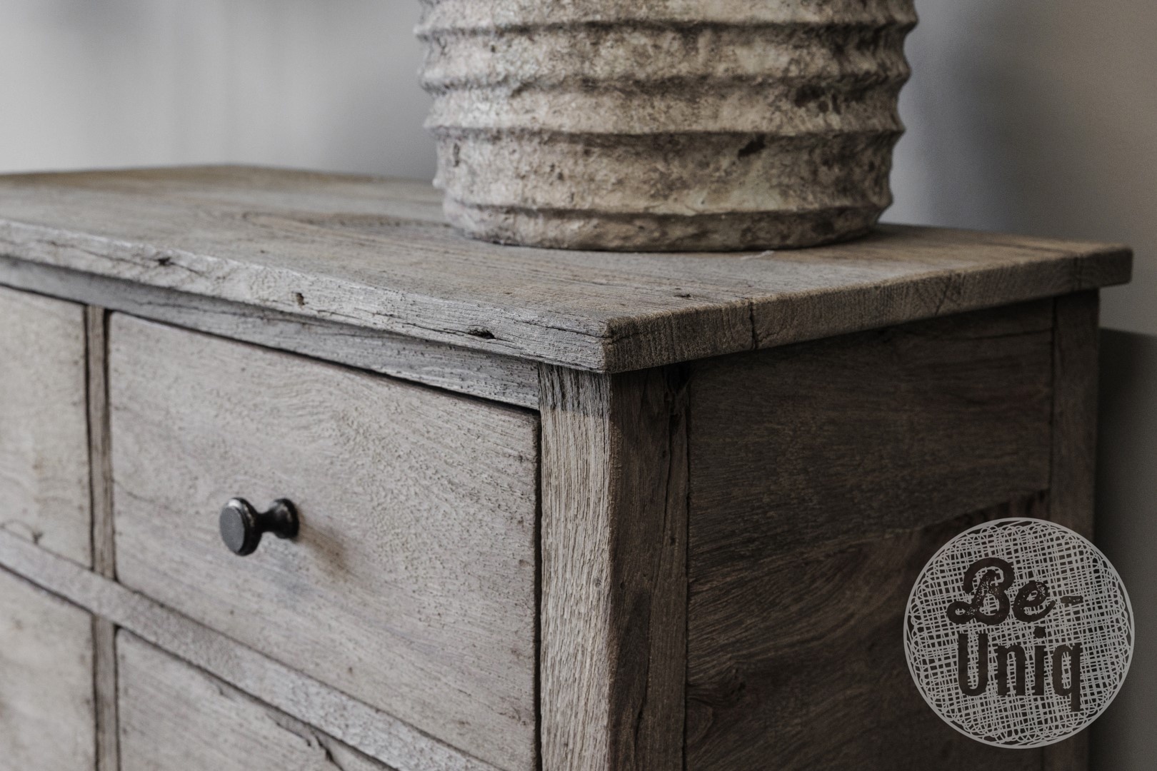 Be-Uniq Sidetable Pacha - H90 x B80 x D35