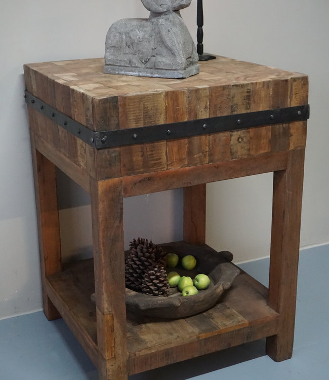 Rene Houtman Hakblok Tafeltje Oud Teak - H86,5 x B60 x D60 cm