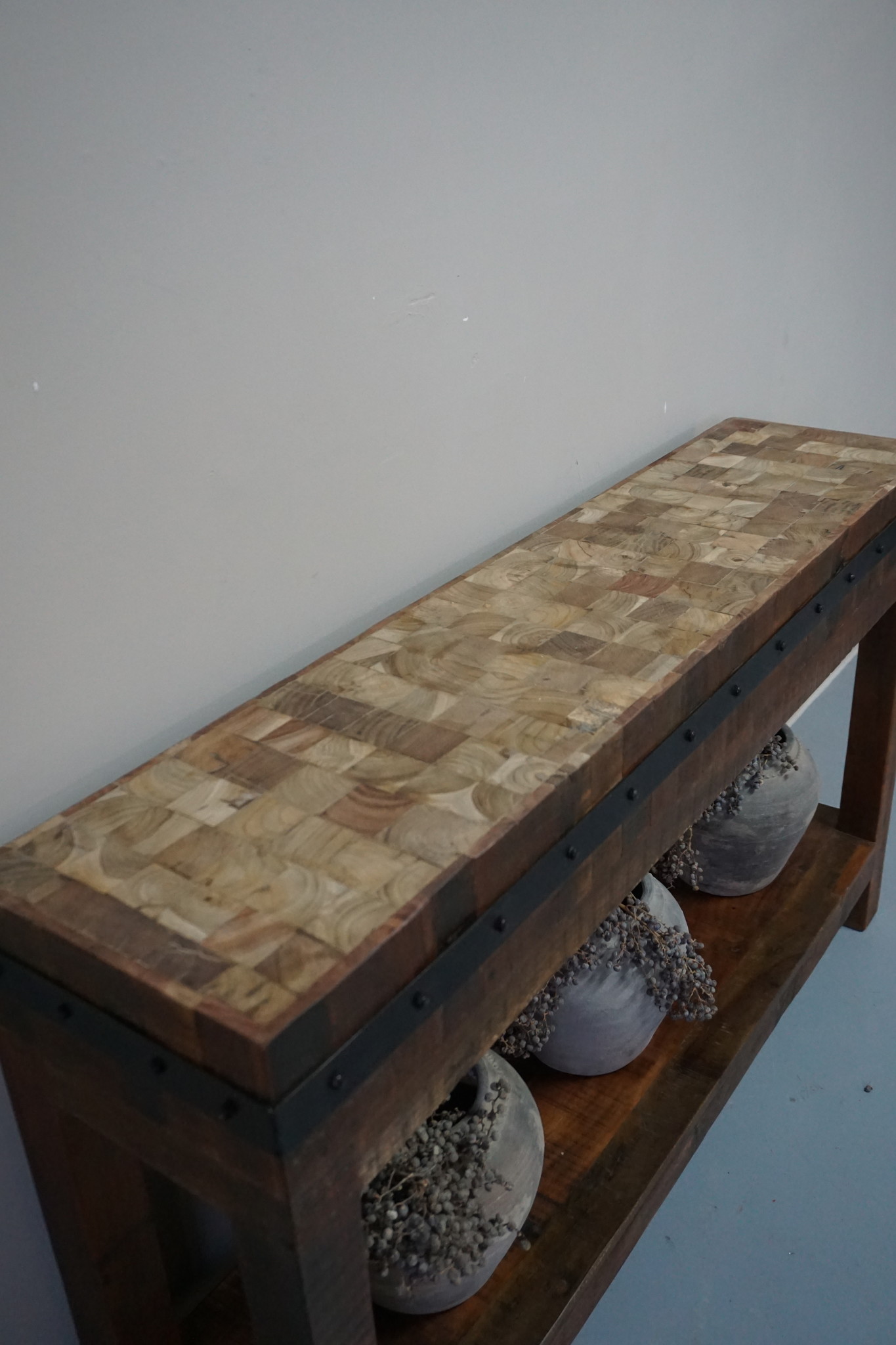 Rene Houtman Hakblok Tafeltje Oud Teak - H77 x B130 x D30 cm