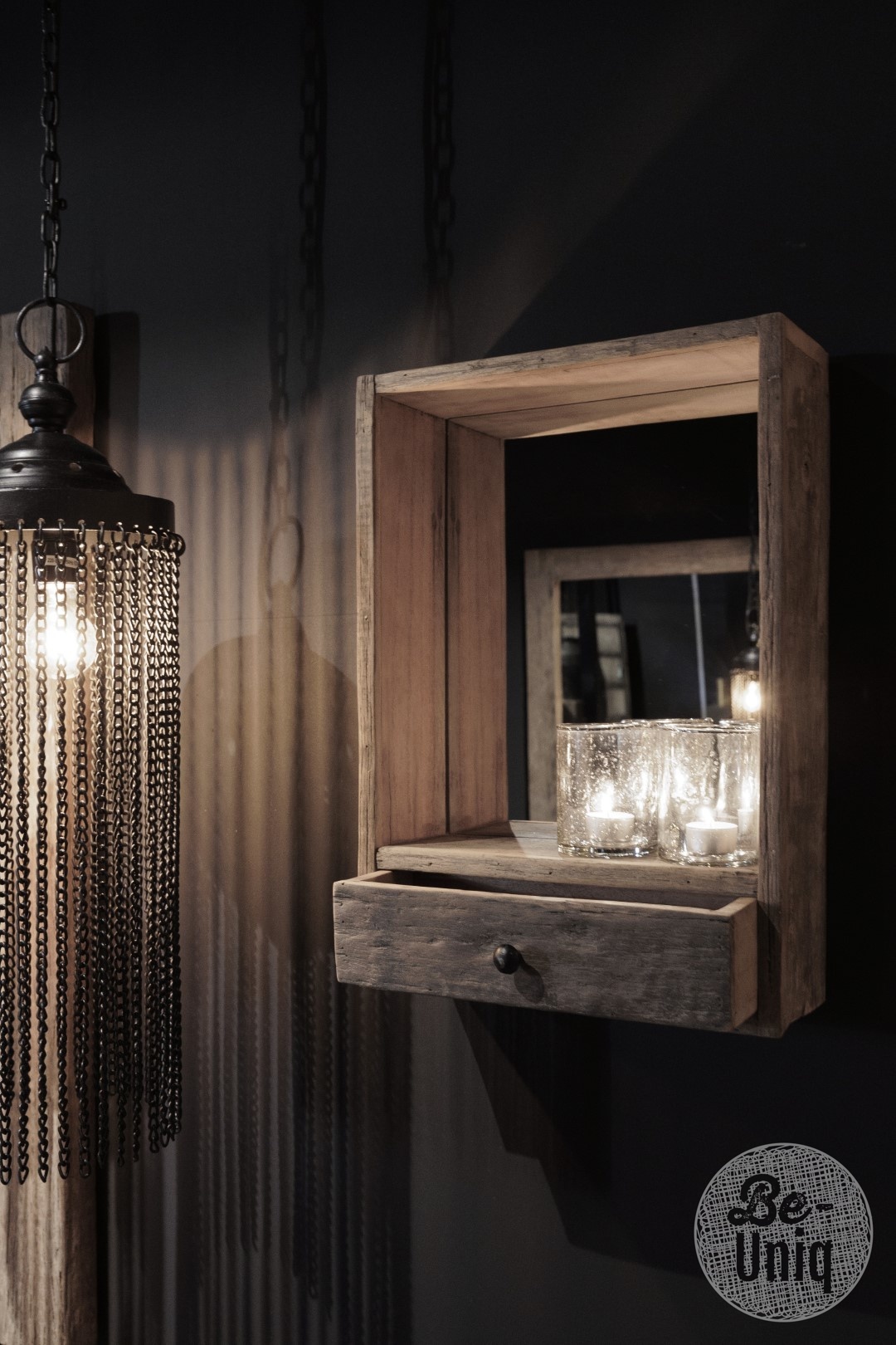 Be-Uniq Spiegel Unique - Oud Hout - 1 Lade - H50 x B35 x D12