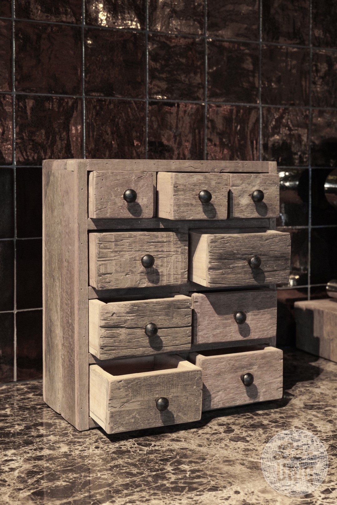 Be-Uniq 9 Ladenkastje - Oud Hout - H40 x B35 x D15