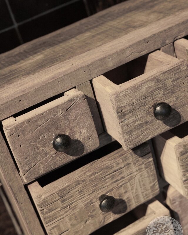 Be-Uniq 9 Ladenkastje - Oud Hout - H40 x B35 x D15