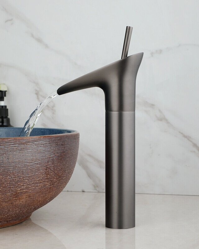 Rene Houtman Watervalkraan | Gun Metal | Mengkraan | H31 cm