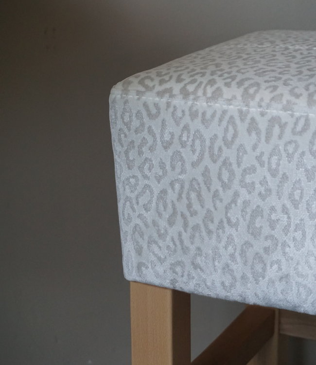 Rene Houtman Kruk Panterprint | Wit | H50 x B37 x D37 cm