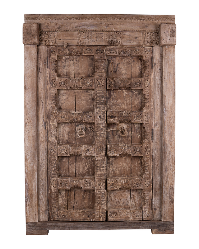 Rene Houtman Boekenkast India | Hout Snijwerk | H200 x B137 x D73 cm