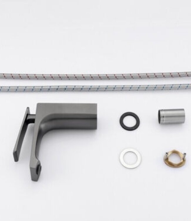 Rene Houtman Wastafelkraan | Gun Metal | H19,3 cm