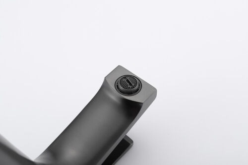 Rene Houtman Wastafelkraan | Gun Metal | H19,3 cm