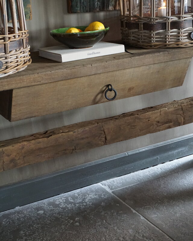 Rene Houtman Sidetable Cross | Oud Hout | Met Lade | H76 x B200 x D46 cm